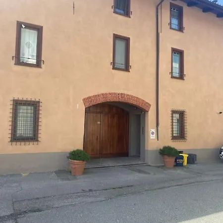 Civico 8 * Rivarolo Canavese