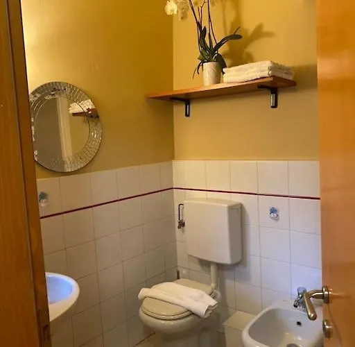 Civico 8 Apartament *